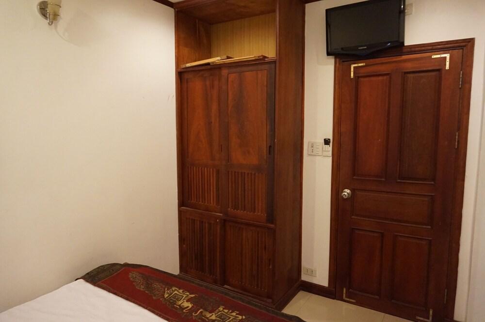 Lao Silk Hotel Ban Nongdouang Exterior photo