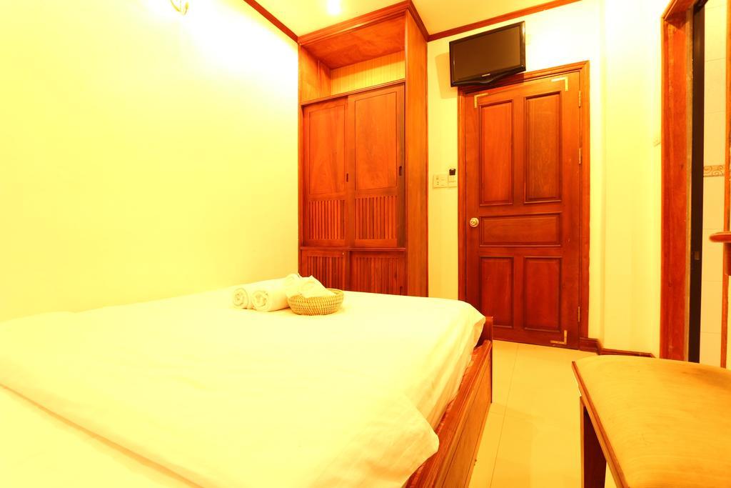 Lao Silk Hotel Ban Nongdouang Exterior photo