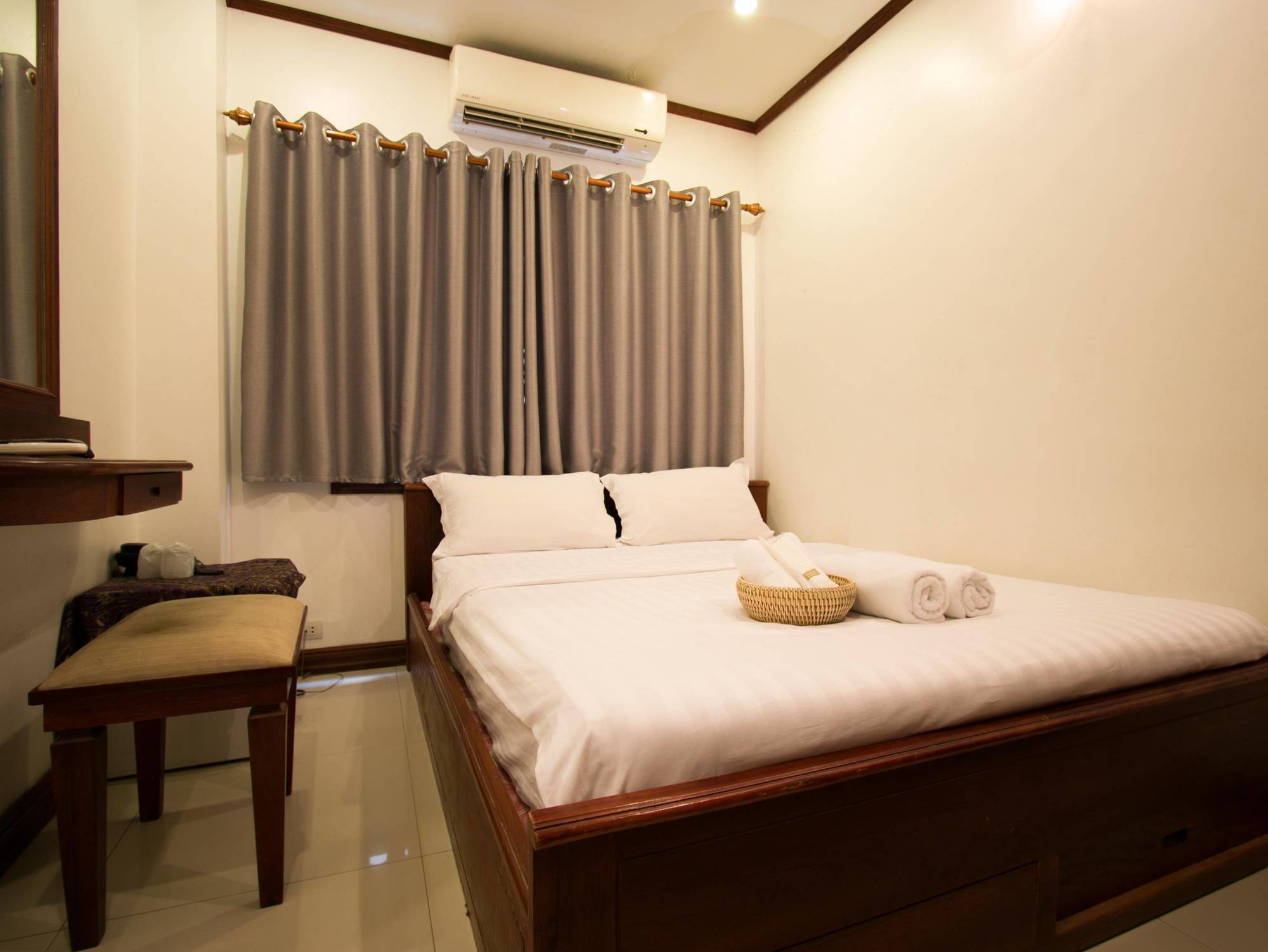 Lao Silk Hotel Ban Nongdouang Exterior photo