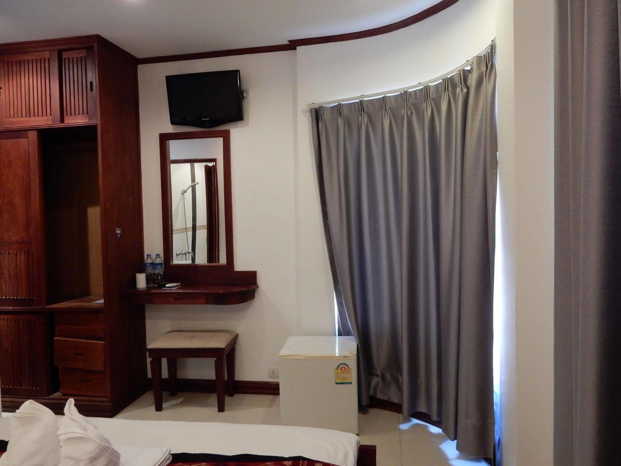Lao Silk Hotel Ban Nongdouang Exterior photo