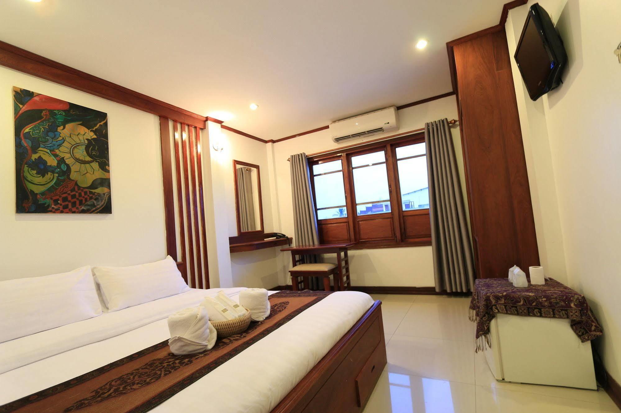 Lao Silk Hotel Ban Nongdouang Exterior photo