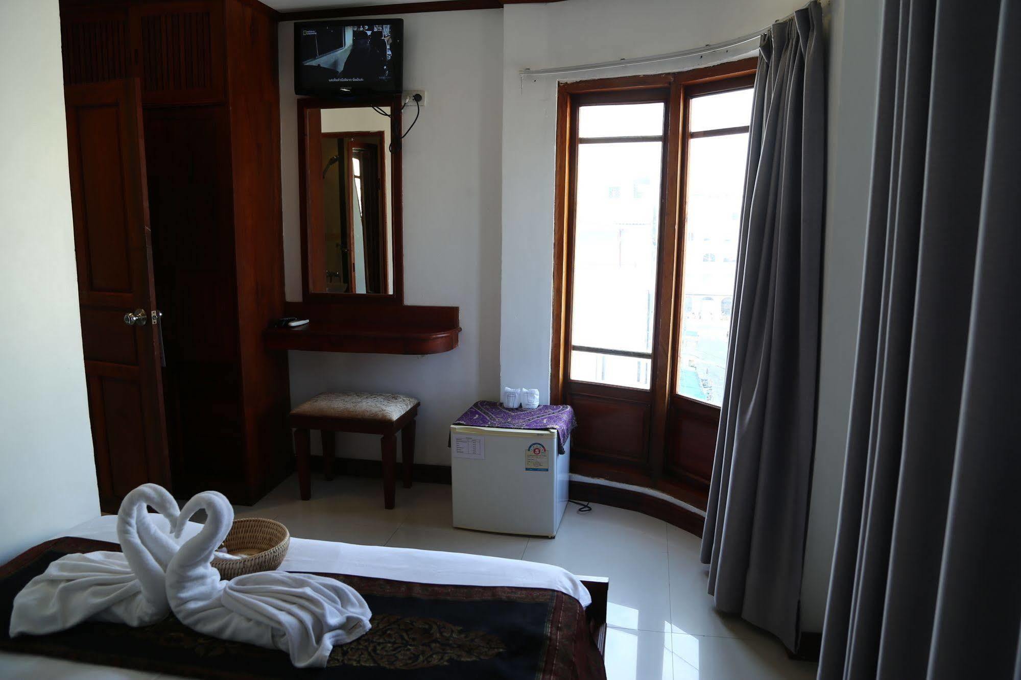 Lao Silk Hotel Ban Nongdouang Exterior photo