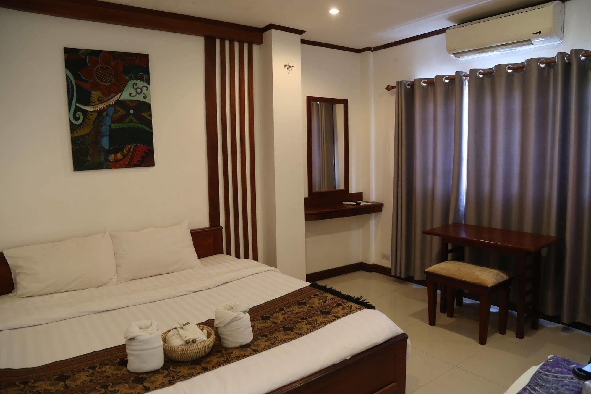 Lao Silk Hotel Ban Nongdouang Exterior photo