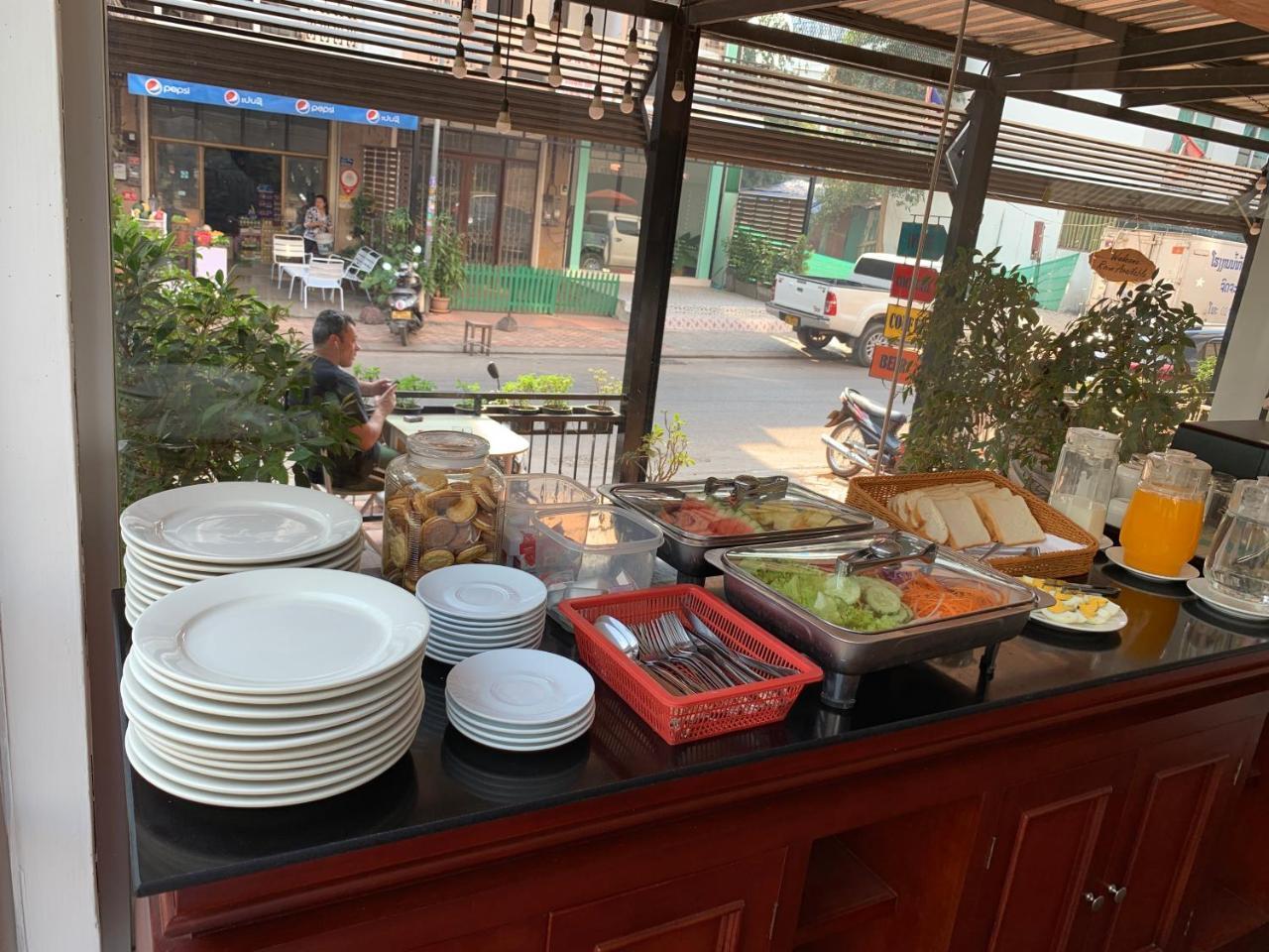Lao Silk Hotel Ban Nongdouang Exterior photo