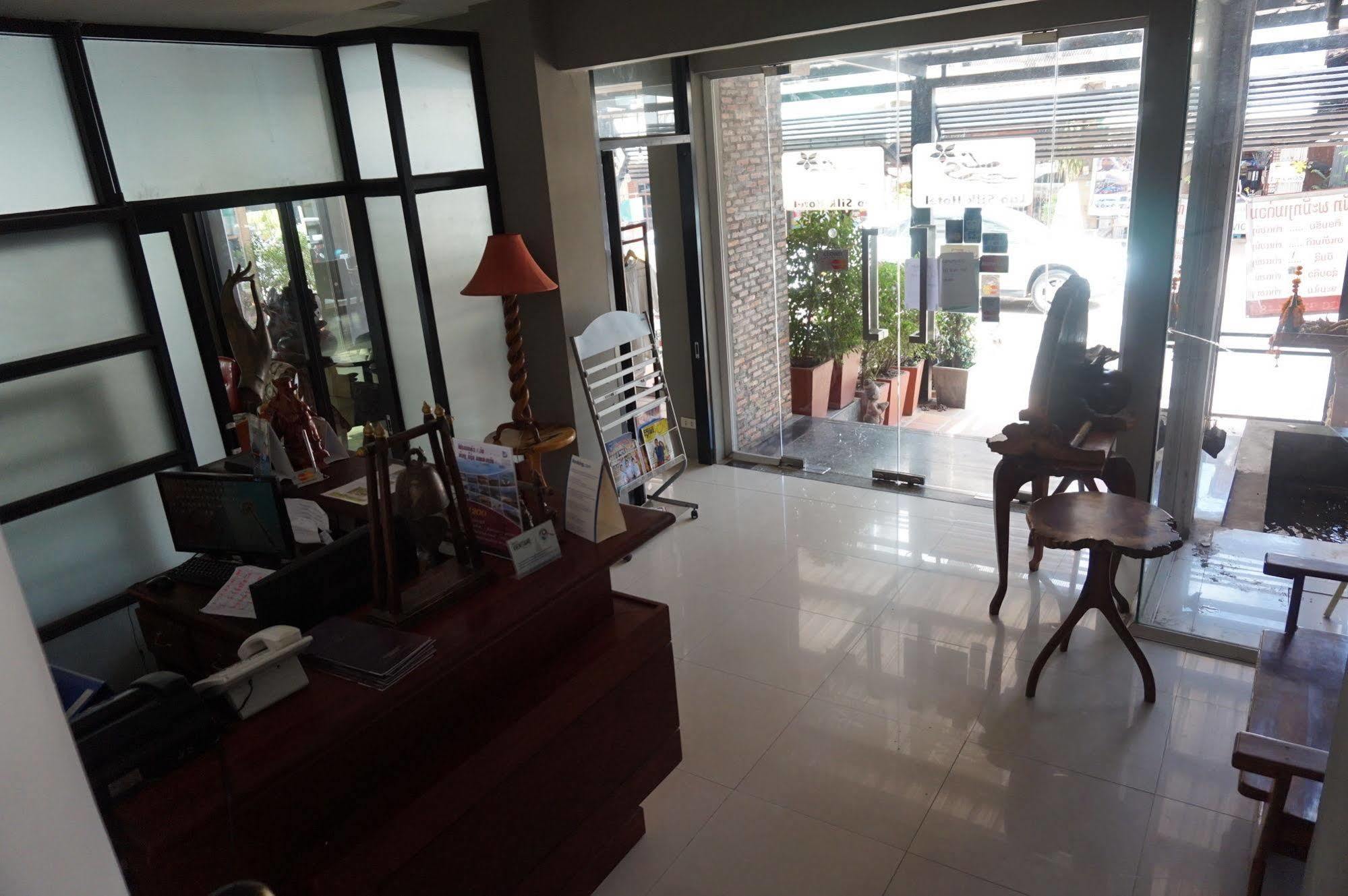 Lao Silk Hotel Ban Nongdouang Exterior photo